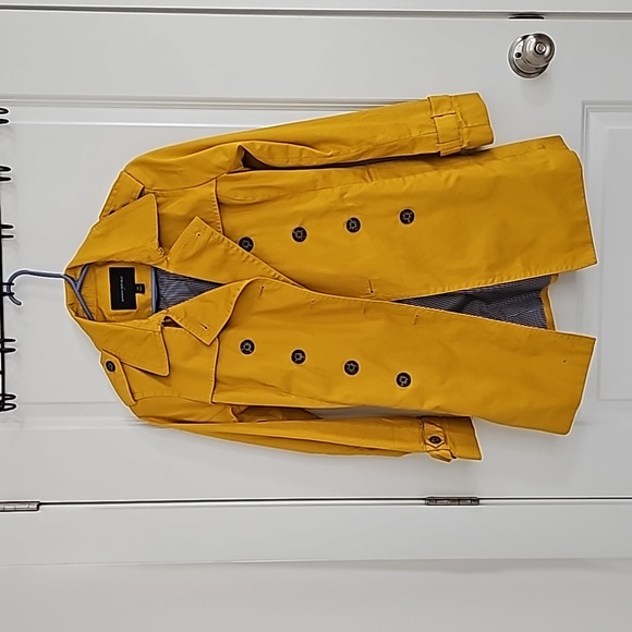 Jacket - Picture 3 of 4